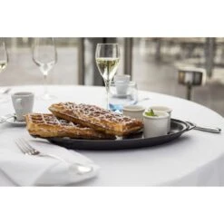 Staub Ovenschaal Met Deksel 31 Cm, Ovaal, Zwart -Keukenbenodigdheden 000013467