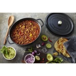 Staub Gietijzeren Braadpan 27 Cm / 3,25 L, Ovaal, Zwart -Keukenbenodigdheden 000017579