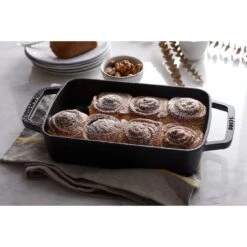 Staub Ovenschaal 30 Cm, Rechthoekig, Zwart 9 Staub Ovenschaal 30 Cm, Rechthoekig, Zwart -Keukenbenodigdheden 000018031