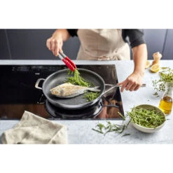 Demeyere Koekenpan Duraslide 28 Cm 13 Demeyere Koekenpan Duraslide 28 Cm -Keukenbenodigdheden 000022690