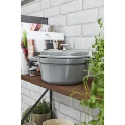 Staub Gietijzeren Braadpan 16 Cm / 1,25 L, Rond, Grafietgrijs -Keukenbenodigdheden 750032229