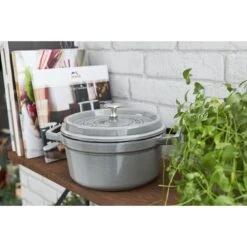 Staub Gietijzeren Braadpan 18 Cm / 1,7 L, Rond, Grafietgrijs -Keukenbenodigdheden 750032230